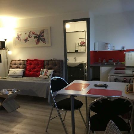 Le Clemenceau Apartment เปโรนน์ ภายนอก รูปภาพ
