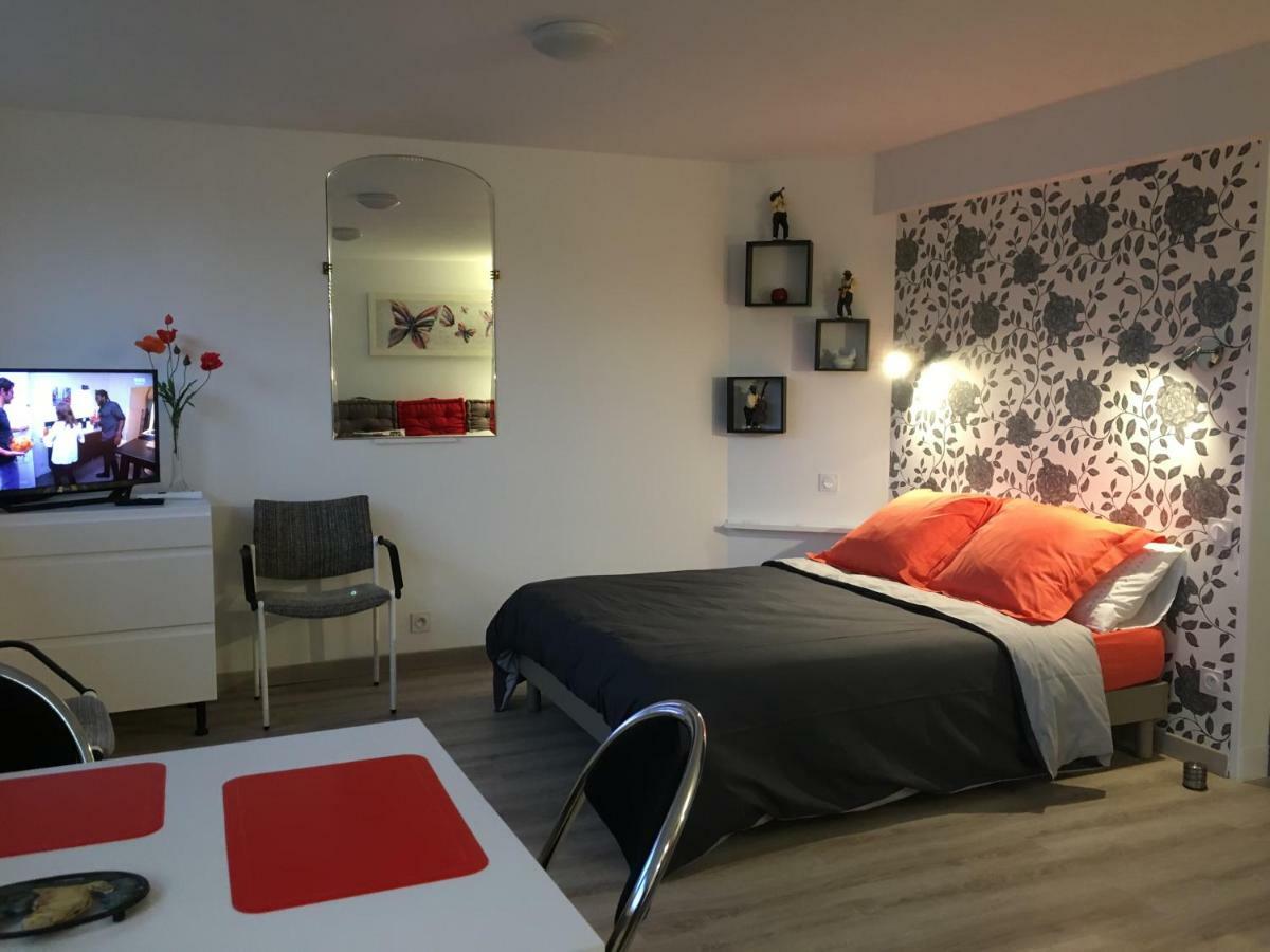 Le Clemenceau Apartment เปโรนน์ ภายนอก รูปภาพ